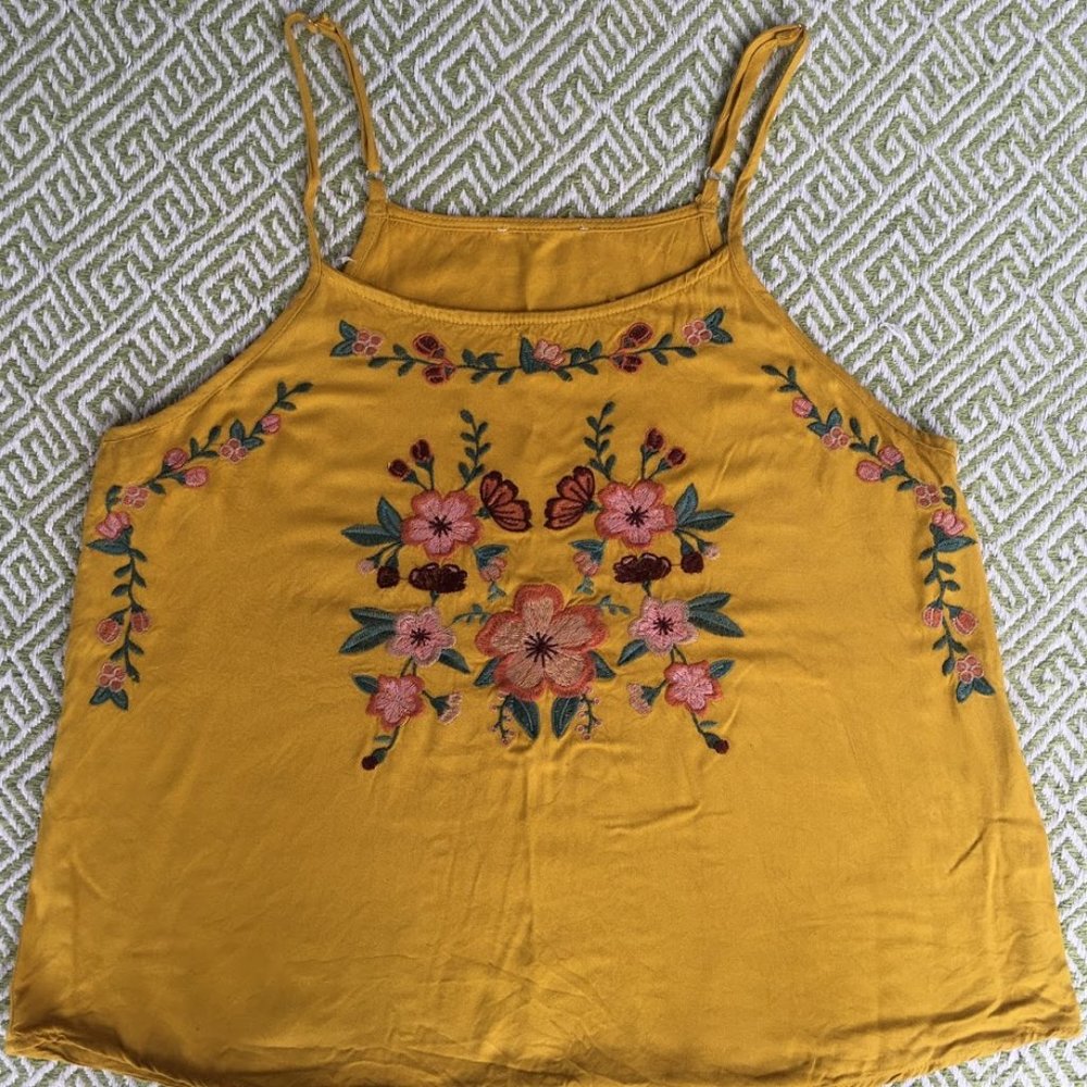 Yellow Loose-Fitting Pink Floral Tank Top